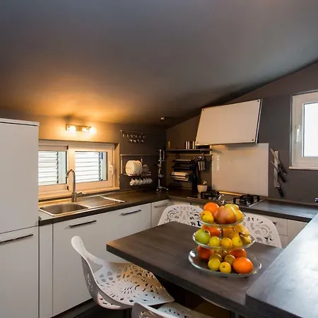 Apartment Take A Break *